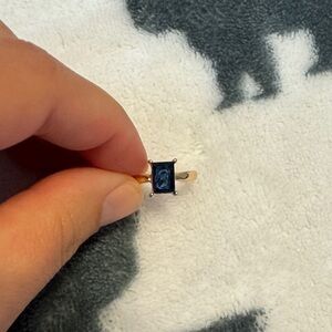 Francesca’s Elegant Gold and Blue Women's Ring